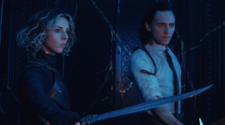  Sophia di Martino y Tom Hiddleston en 'Loki'