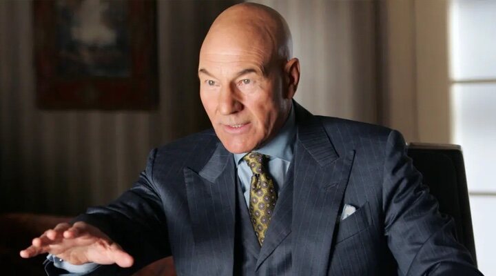 Patrick Stewart como Charles Xavier