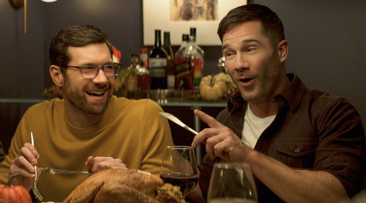 Billy Eichner y Luke MacFarlane en 'Bros'