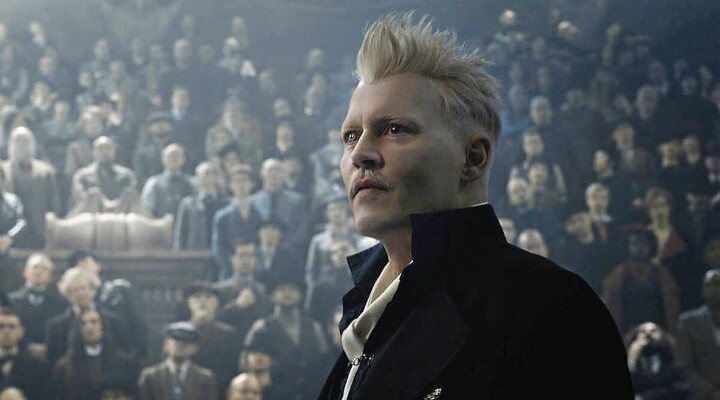 Johnny Depp en 'Animales fantásticos: los crímenes de Grindelwald'