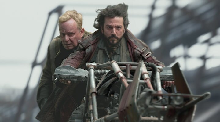 Stellan Skarsgard y Diego Luna en 'Andor'