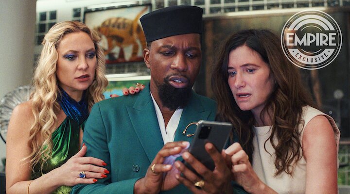 Kate Hudson, Leslie Odom Jr. y Kathryn Hahn