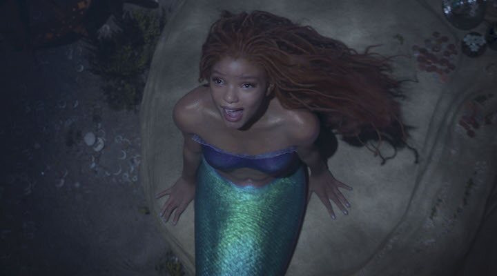 Halle Bailey como Ariel