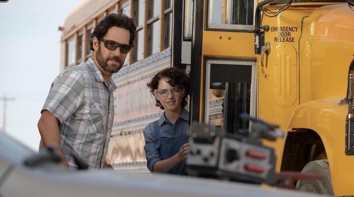  Paul Rudd y Mckenna Grace en 'Cazafantasmas: Más allá' (2021)