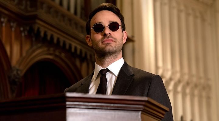 Charlie Cox como Daredevil