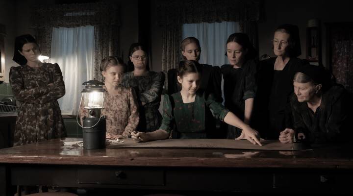 Claire Foy, Rooney Mara, Jessie Buckley, Judith Ivey, Sheila McCarthy, Michelle McLeod, Kate Hallett, Liv McNeil en 'Ellas hablan'