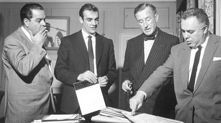 Ian Fleming, Sean Connery, Albert R. Broccoli y Harry Saltzman