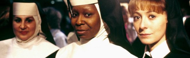  Whoopi y sus compañeras de convento en 'Sister Act'