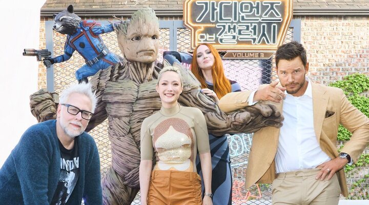 James Gunn con Pom Klementieff, Karen Gillan y Chris Pratt