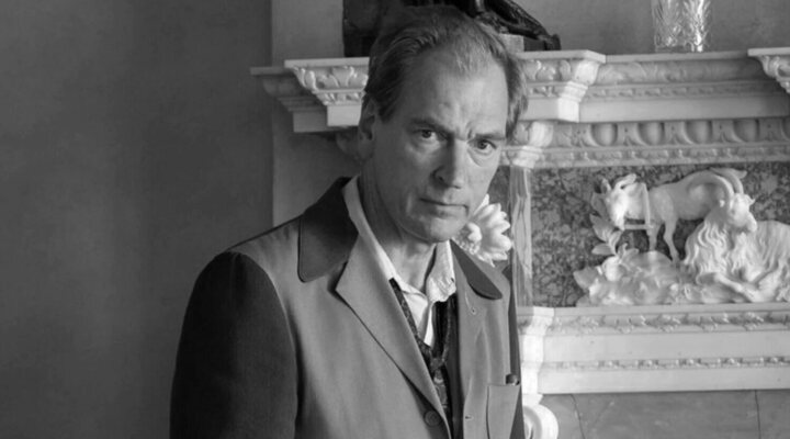 Julian Sands