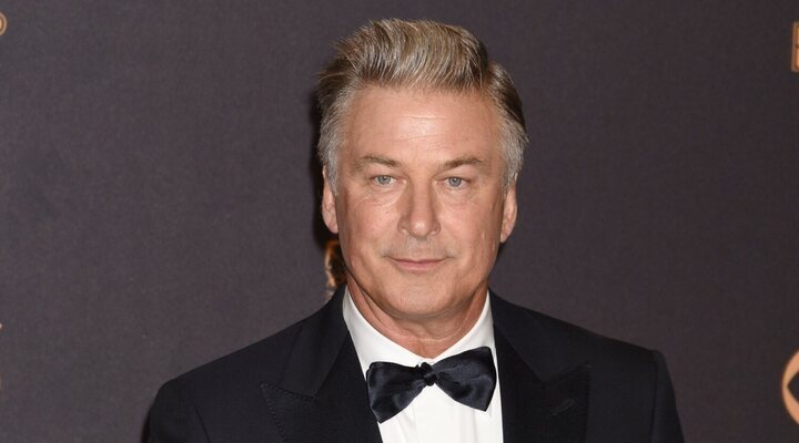 Los cargos contra Alec Baldwin han sido retirados