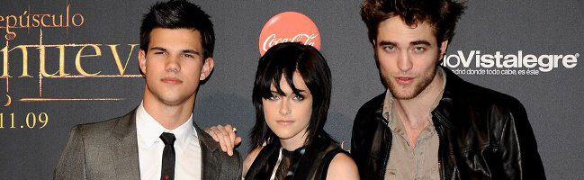 Taylor Lautner, Kristen Stewart y Robert Pattinson protagonizan la saga Crepúsculo