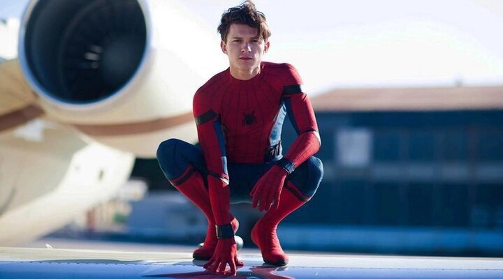 Tom Holland como Spider-Man