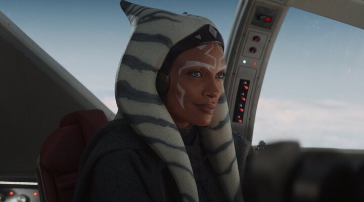 Ahsoka Tano interpretada por Rosario Dawson