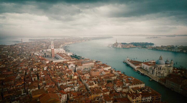 'Misterio en Venecia'