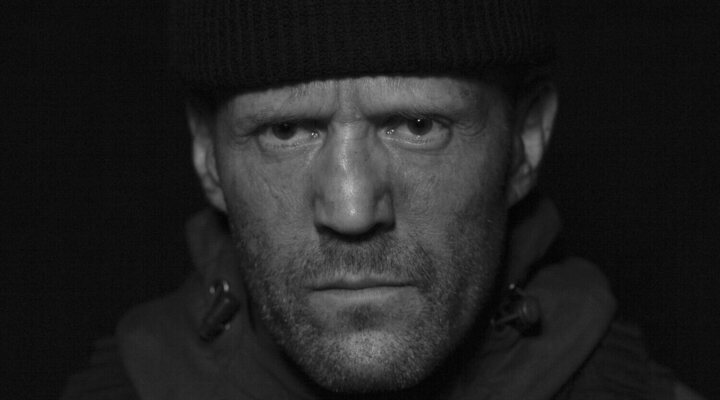 Statham es el actor que más sobresale del reparto.