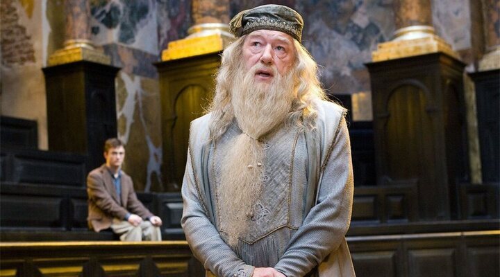 Michael Gambon interpretó a Albus Dumbledore en las últimas seis películas de 'Harry Potter'