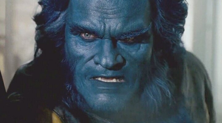 Kelsey Grammer como Bestia