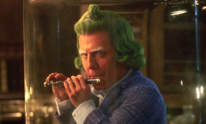  Hugh Grant como Oompa Loompa