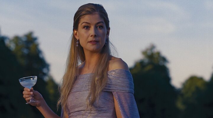 Rosamund Pike