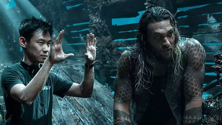 James Wan con Jason Momoa en el rodaje de 'Aquaman y el reino perdido