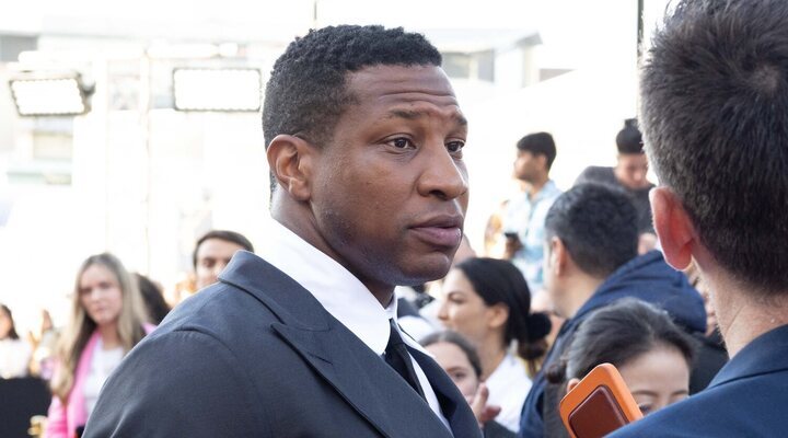 Jonathan Majors en la premiere de 'Ant-Man y la Avispa: Quantumanía'