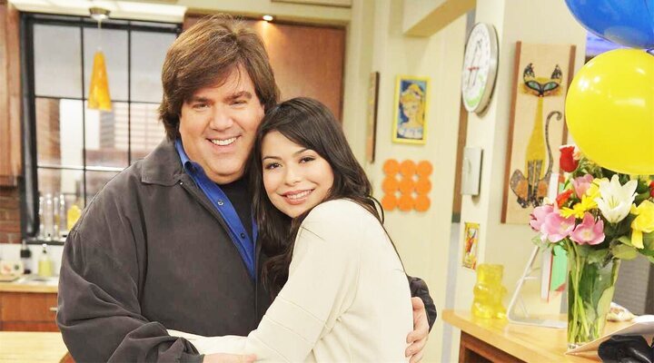 Dan Schneider con Miranda Cosgrove