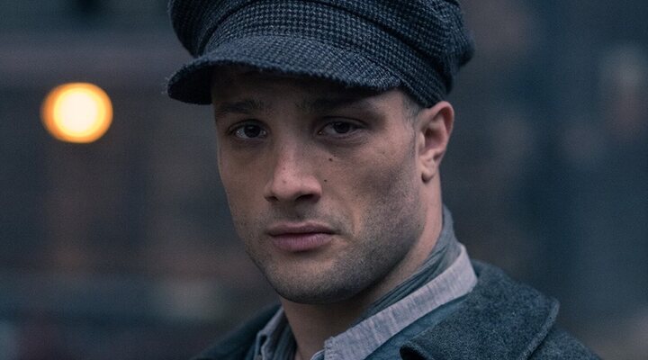 Cosmo Jarvis en la temporada 5 de 'Peaky Blinders'