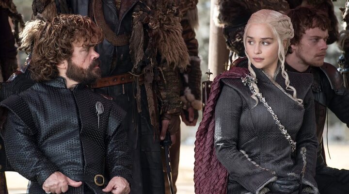 Tyrion Lannister y Daenerys Targaryen en 'Juego de Tronos' (HBO Max)