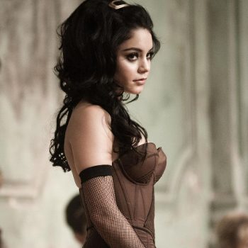 Vanessa Hudgens es Blondie en Sucker Punch