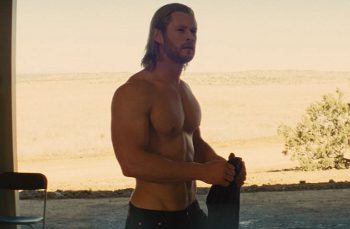 Chris Hemsworth desnudo en Thor