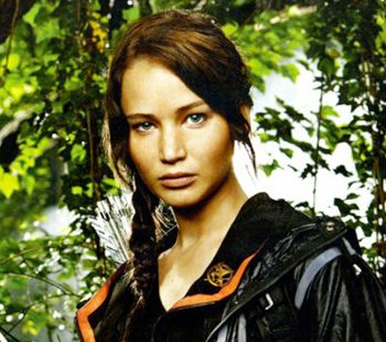 Jennifer Lawrence como Katniss Everdeen