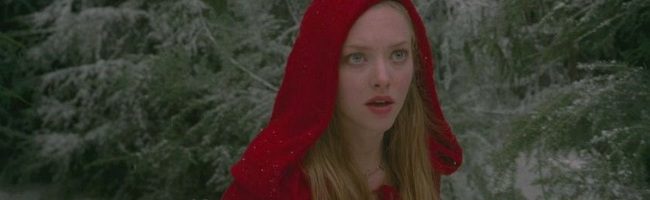  Amanda Seyfried como Caperucita Roja