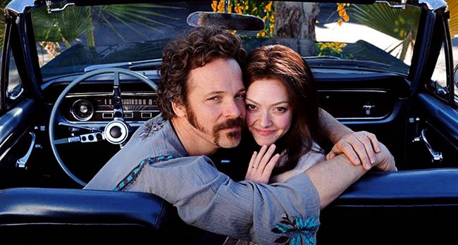 Amanda Seyfried y Peter Sarsgaard en Lovelace, biopic sobre Garganta profunda