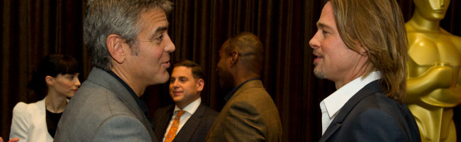 Brad Pitt y George Clooney en la Nominees Lunch de los Oscar