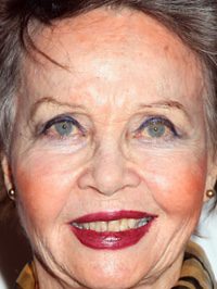  Leslie Caron