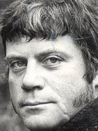  Oliver Reed