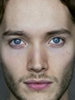 Toby Regbo