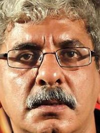  Sriram Raghavan