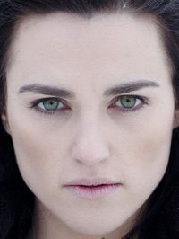  Katie McGrath