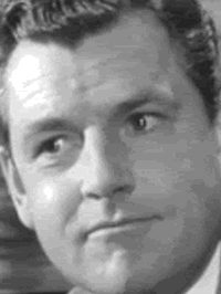  Kenneth More