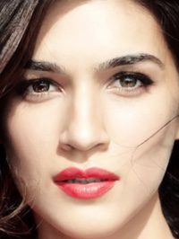  Kriti Sanon