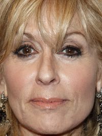  Judith Light