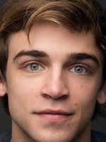 Sean Grandillo