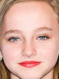  Madison Wolfe