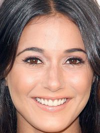  Emmanuelle Chriqui