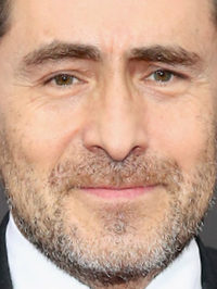  Demián Bichir