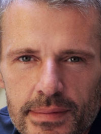  Lambert Wilson