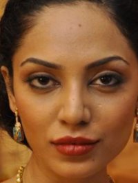  Sobhita Dhulipala