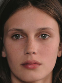  Marine Vacth